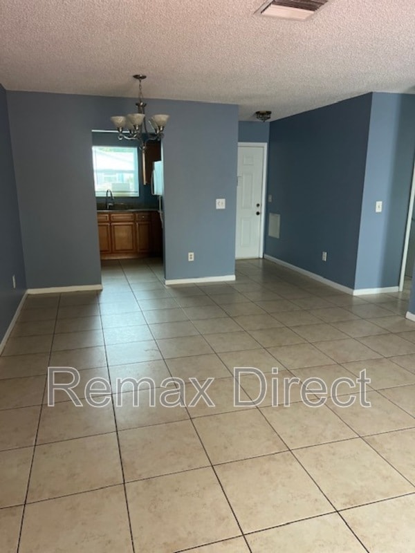 2675 Lake Haven Rd in West Palm Beach, FL - Building Photo - Building Photo