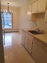 930 6th St S in Hopkins, MN - Building Photo - Building Photo