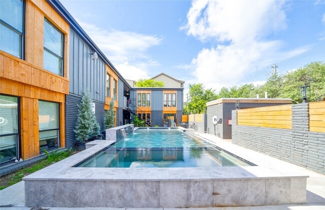property at 2703 Mason St