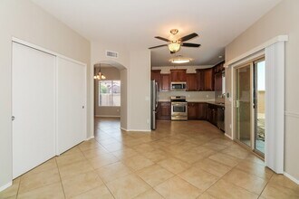 60333 E Black Crest Loop in Tucson, AZ - Building Photo - Building Photo