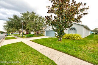 1085 Sedgewood Cir in Melbourne, FL - Building Photo - Building Photo