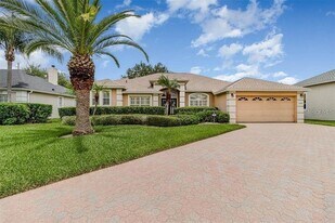 10001 Highland Woods Ct in Orlando, FL - Building Photo