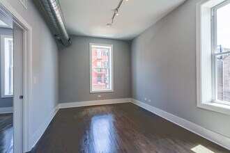 1711 S Carpenter St in Chicago, IL - Building Photo - Building Photo