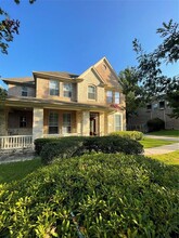 3 Barlow Ct in The Woodlands, TX - Foto de edificio - Building Photo