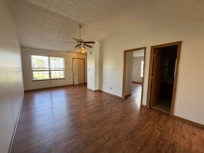 1073 Fairlane Ct in Franklin, IN - Building Photo - Building Photo