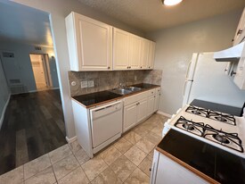 10792 E Exposition Ave in Aurora, CO - Building Photo