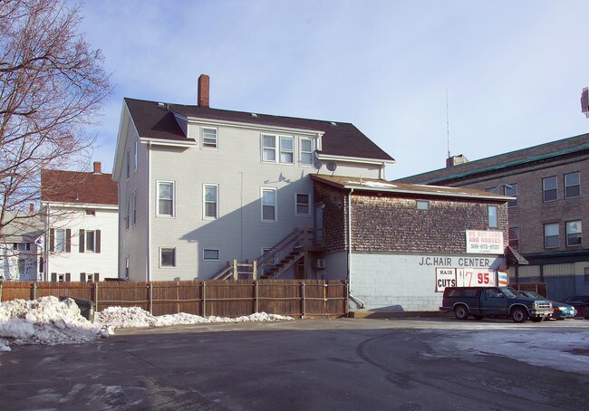 887 2nd St in Fall River, MA - Building Photo - Building Photo