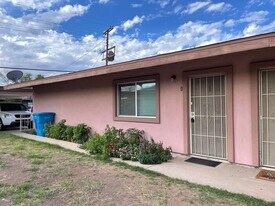 4821 E Willetta St in Phoenix, AZ - Building Photo