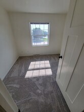 2615-2625 Wisconsin St in Oshkosh, WI - Building Photo - Building Photo