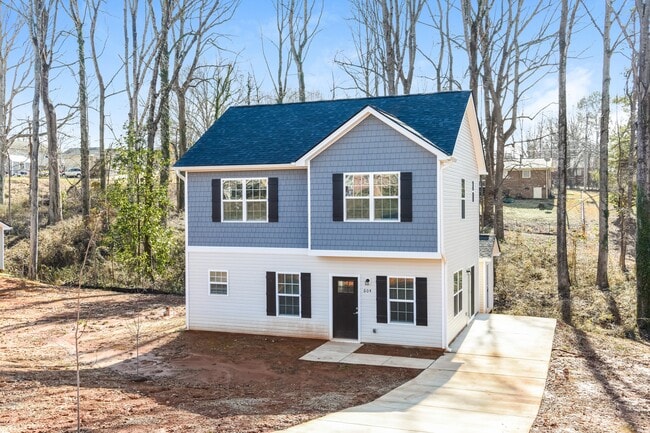 604 E Texas Ave in Bessemer City, NC - Building Photo - Building Photo