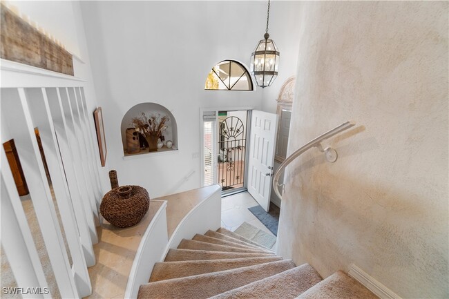 property at 2206 Anchorage Ln
