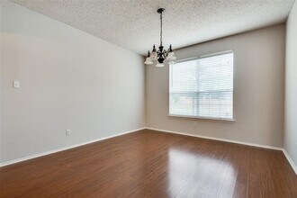 3548 Brewster Dr in Plano, TX - Foto de edificio - Building Photo