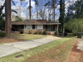 539 Godfrey Ln in Auburn, AL - Building Photo