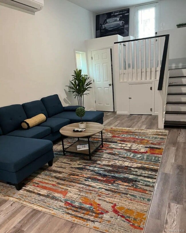 property at 37 Rugby Dr W