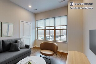 332 Halstead Ave in Harrison, NY - Building Photo