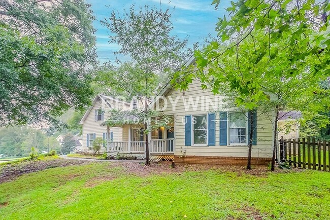 205 Oak Shores Dr in Mcdonough, GA - Building Photo - Building Photo