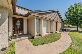 6107 Spyglass Ln in Garland, TX - Building Photo - Building Photo