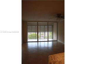 3651 Environ Blvd in Lauderhill, FL - Building Photo - Building Photo