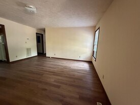 75 Northridge Ct NE in Rome, GA - Building Photo