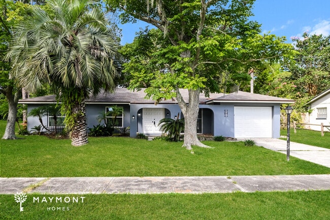 property at 997 Dorado Dr