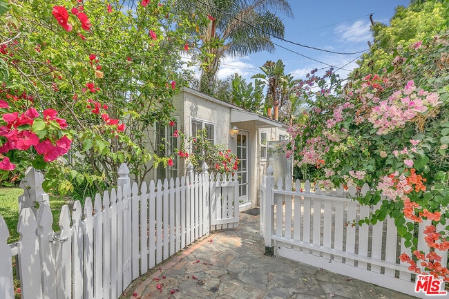 property at 3618 Military Ave