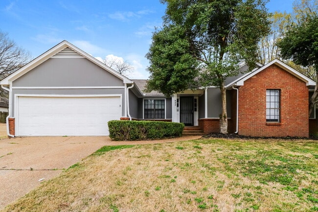 property at 423 Cairn Cove