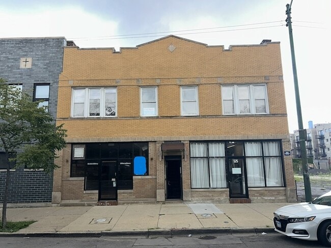 property at 527 N Ashland Ave
