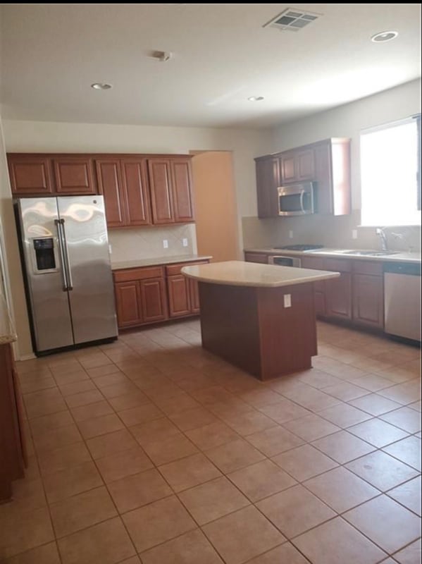 185 Hometown Pkwy in Kyle, TX - Building Photo - Building Photo