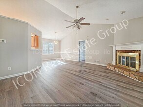 4945 Brownsville Rd in Powder Springs, GA - Building Photo - Building Photo