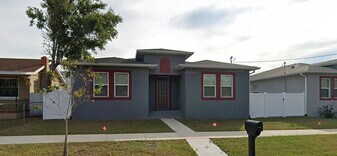 2922 W Chestnut St in Tampa, FL - Building Photo