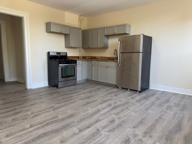 592 East St in New Haven, CT - Building Photo - Building Photo