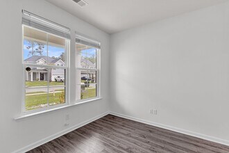239 Catawba Br Wy in Moncks Corner, SC - Building Photo - Building Photo