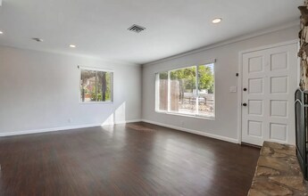 6791 Alamo Way in La Mesa, CA - Building Photo - Building Photo