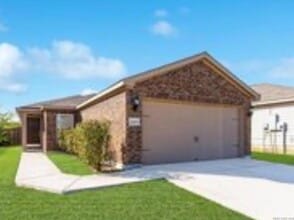 12515 Switchgrass in San Antonio, TX - Building Photo - Building Photo