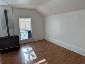 901 New York Ave, Unit 2 in Ogdensburg, NY - Building Photo - Building Photo