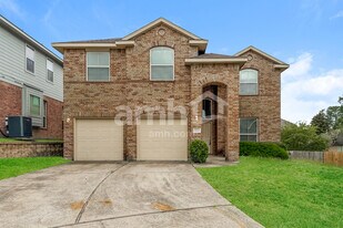 2313 Jefferson Crossing Dr in Conroe, TX - Building Photo