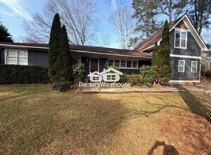 358 Peevy St in Buford, GA - Building Photo - Building Photo