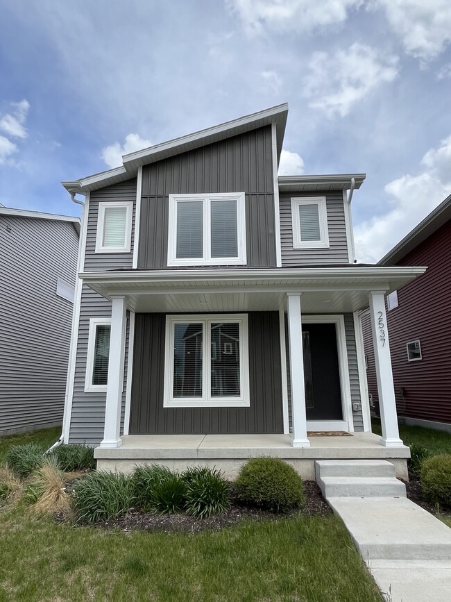 property at 2537 Spark St