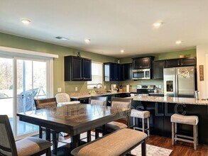 111 Sylvester St in Fountain Inn, SC - Building Photo - Building Photo