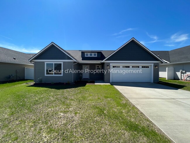 property at 3795 N Pradera Ct