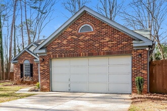 202 Aurora Ln in Huntersville, NC - Building Photo - Building Photo