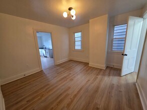 1936 Lowrie St in Pittsburgh, PA - Building Photo - Building Photo