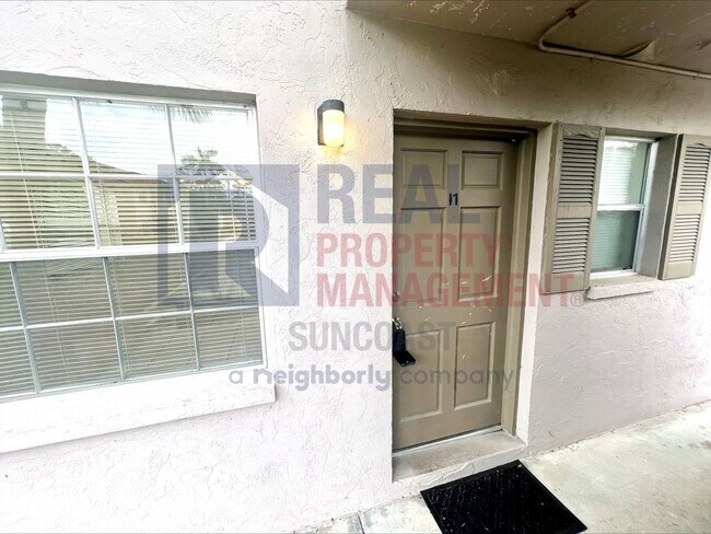 2421 8th St in Sarasota, FL - Building Photo - Building Photo