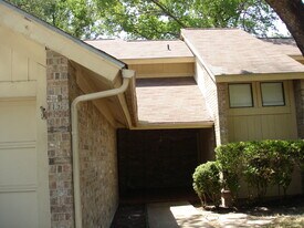 603 Cache Cove Ct in Bryan, TX - Building Photo