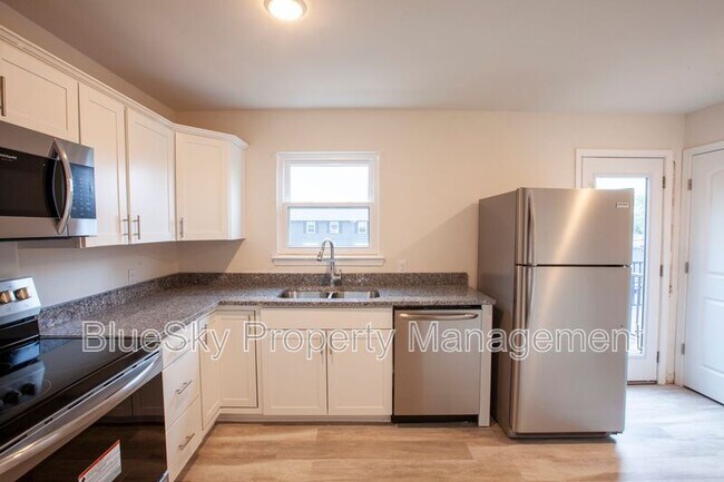 1000 Monticello Rd in Charlottesville, VA - Building Photo - Building Photo