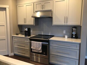 1916 Spruce Meadows Dr SE in Rochester, MN - Foto de edificio - Building Photo