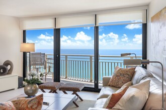 3000 N Ocean Dr in Riviera Beach, FL - Building Photo - Building Photo