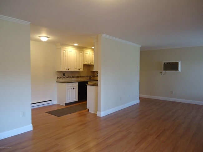 property at 142 Cross Slope Ct