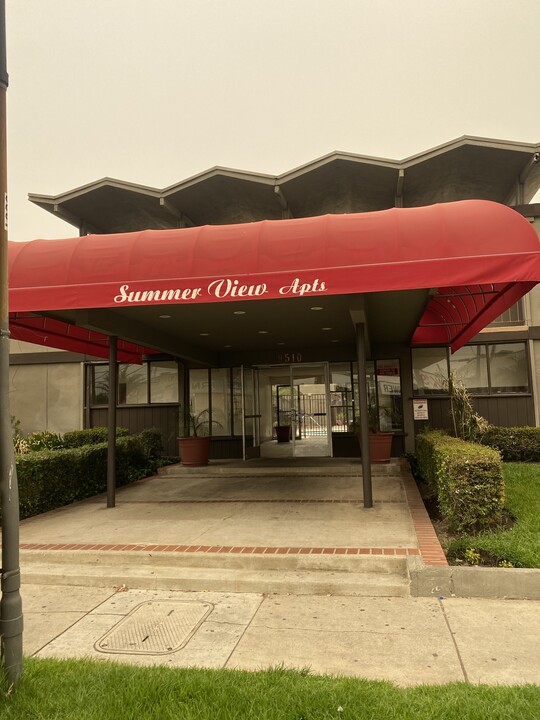 Summer View Apartment Homes in Panorama City, CA - Foto de edificio