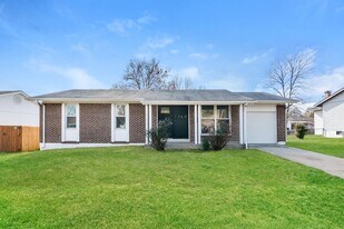 1760 Flordawn Dr in Florissant, MO - Building Photo